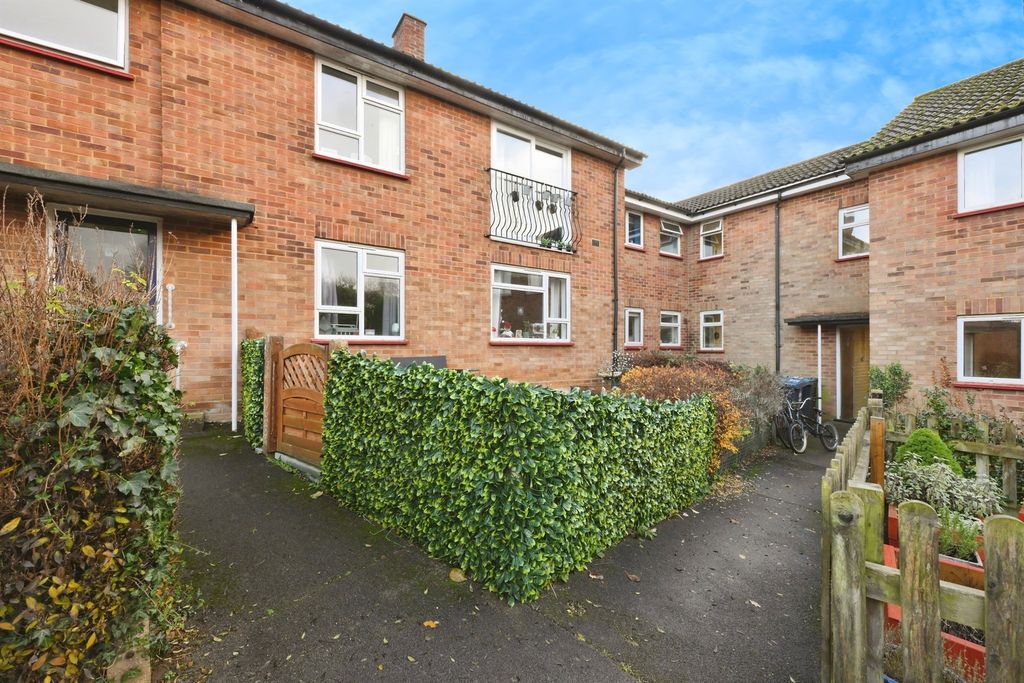 Property photo 1 of 16