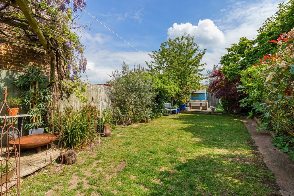 Property photo 3 of 18