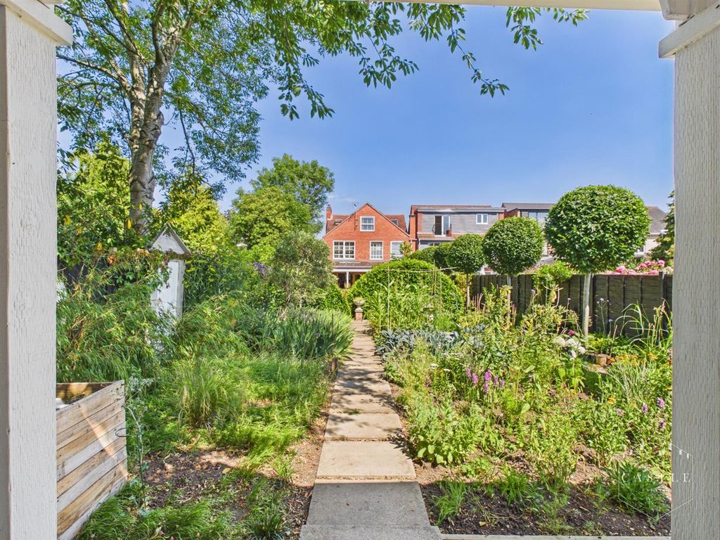Property photo 2 of 50 Outside