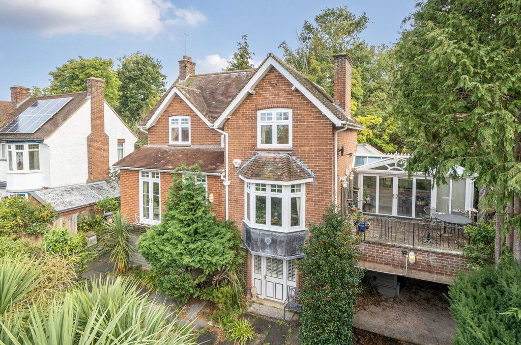 Property photo 1 of 21