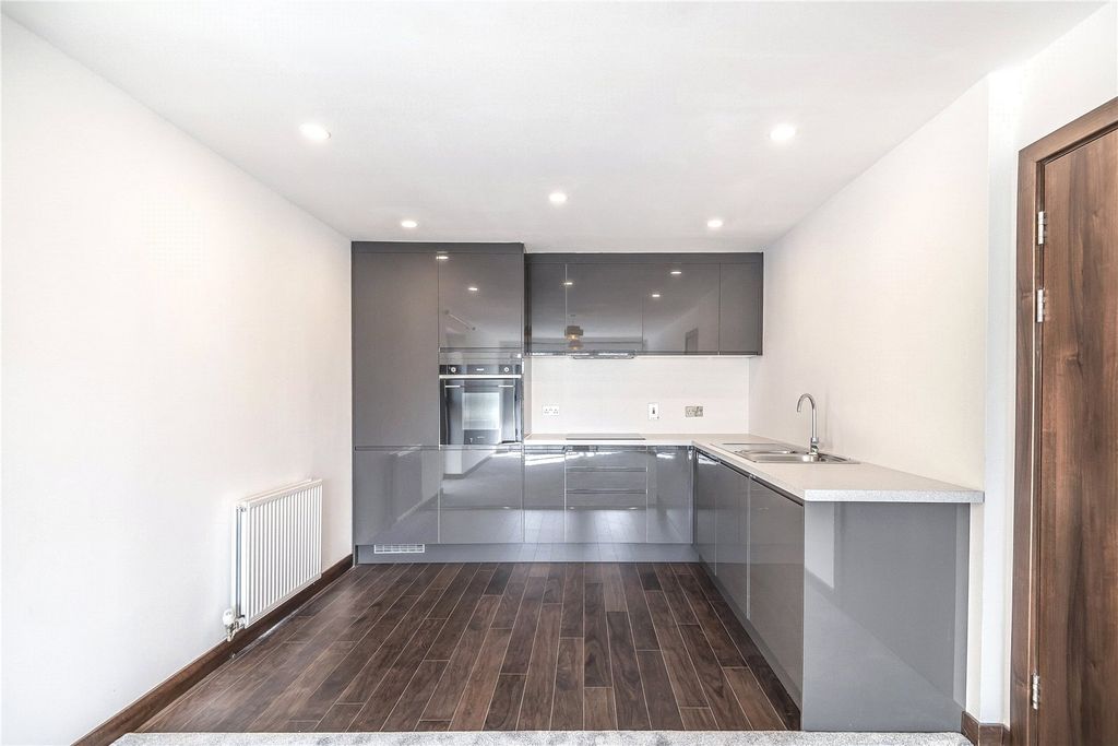 Property photo 3 of 11 Picture No. 11