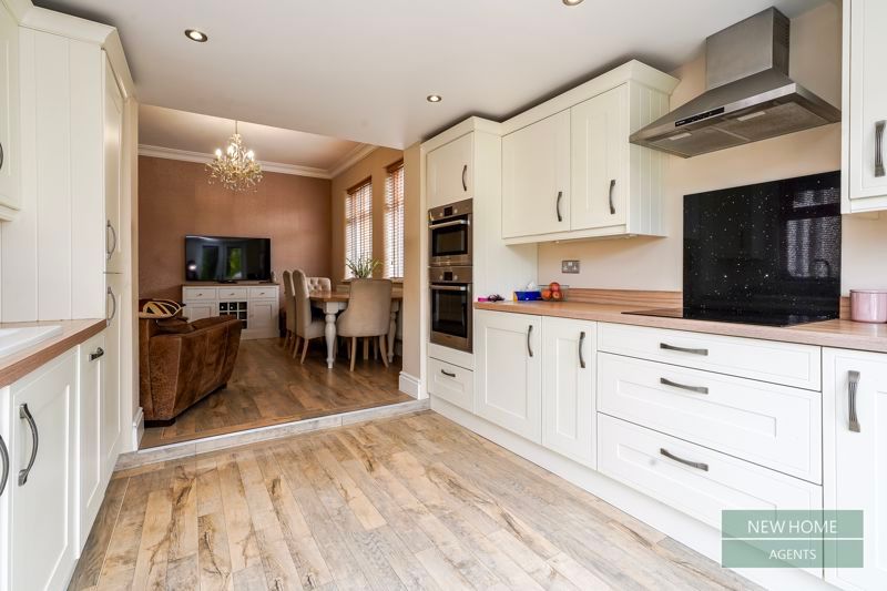 Property photo 3 of 33 Photo 21