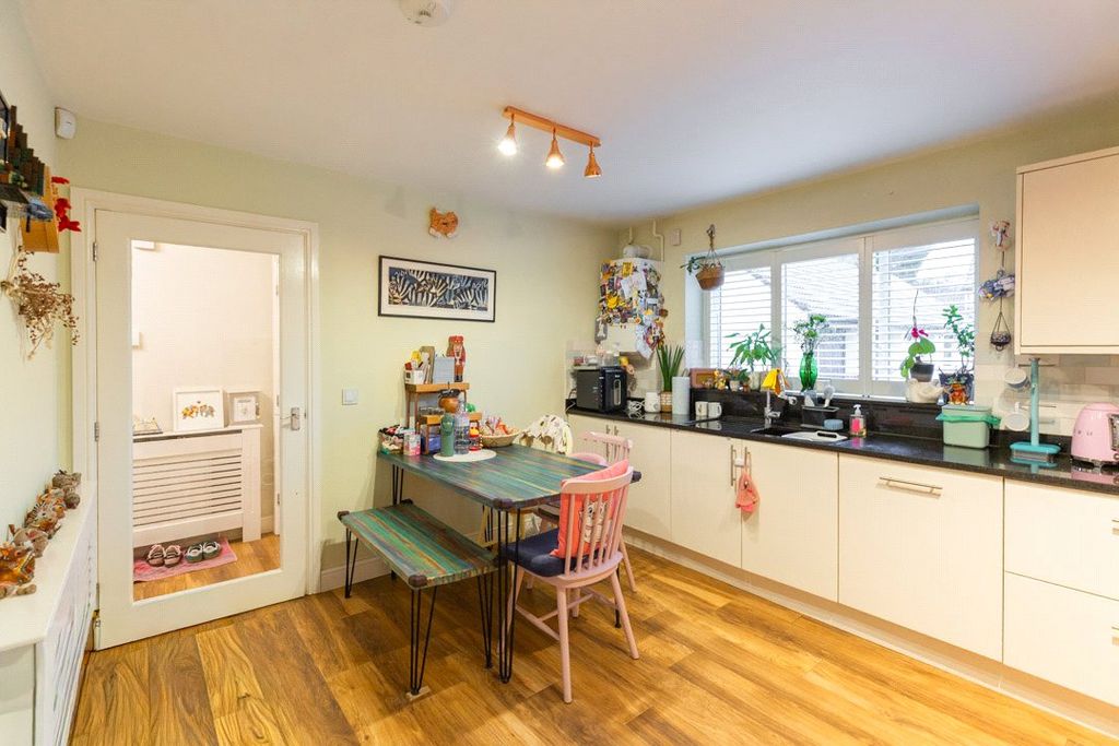 Property photo 3 of 23 Picture No. 26