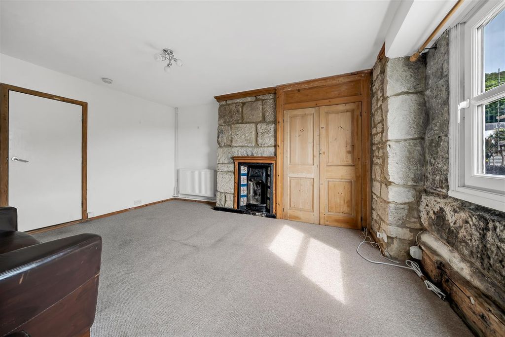 Additional image 8 of 1 bed flat for saleFortuneswell, Portland DT5