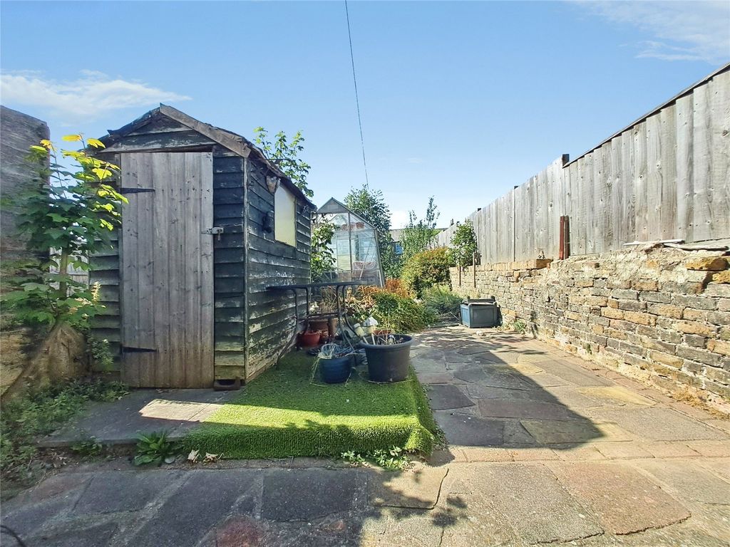 Property photo 2 of 13 Picture No. 09