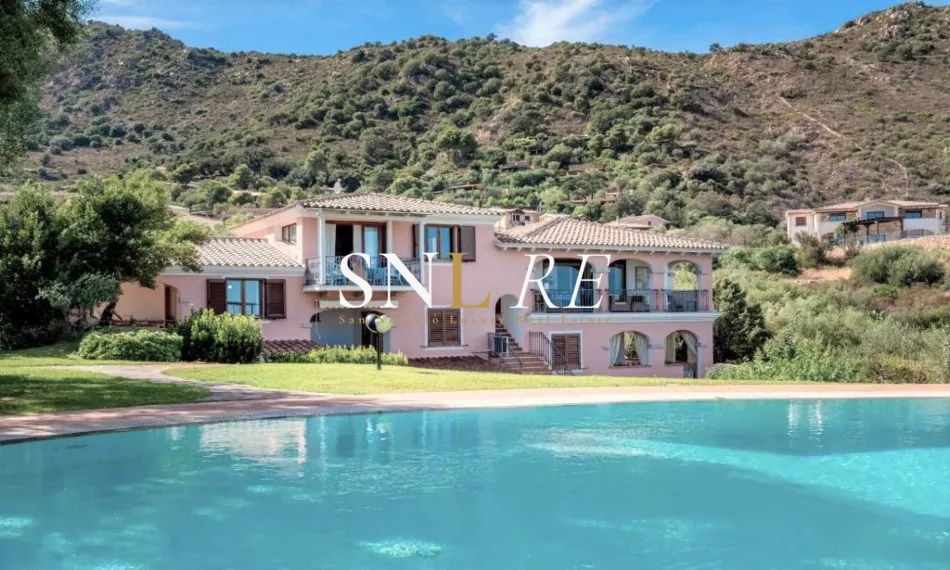 Property photo 2 of 24