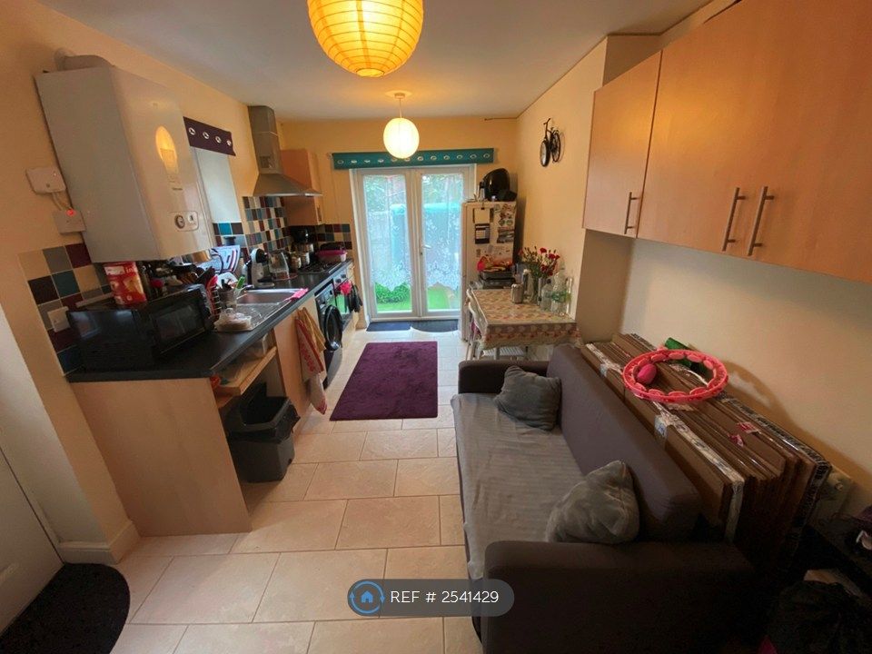 Property photo 2 of 4