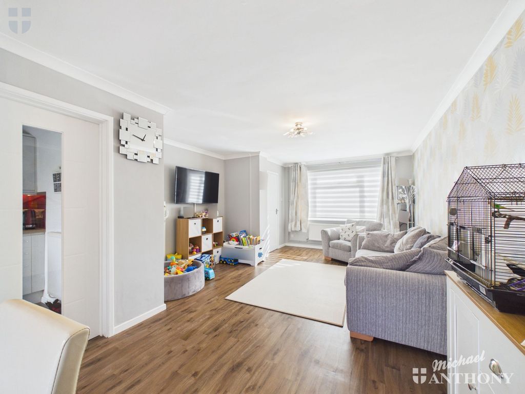 Property photo 2 of 10 159F915329514A76B77d8B803c42E738_80_Cam03218G0-Pr0936-Still009