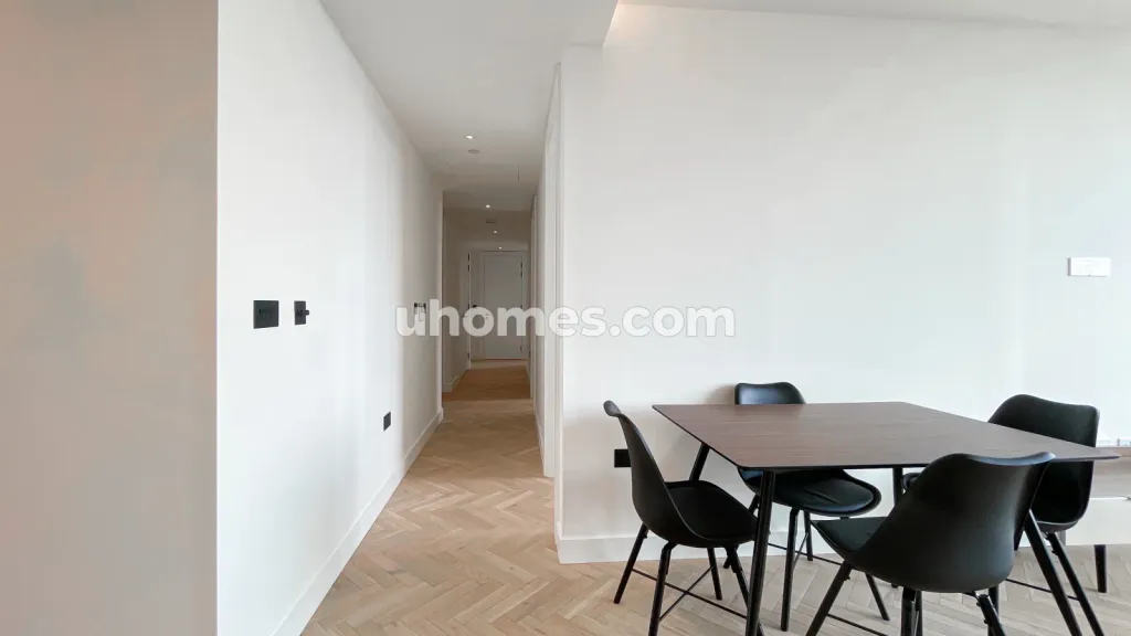 Property photo 1 of 50