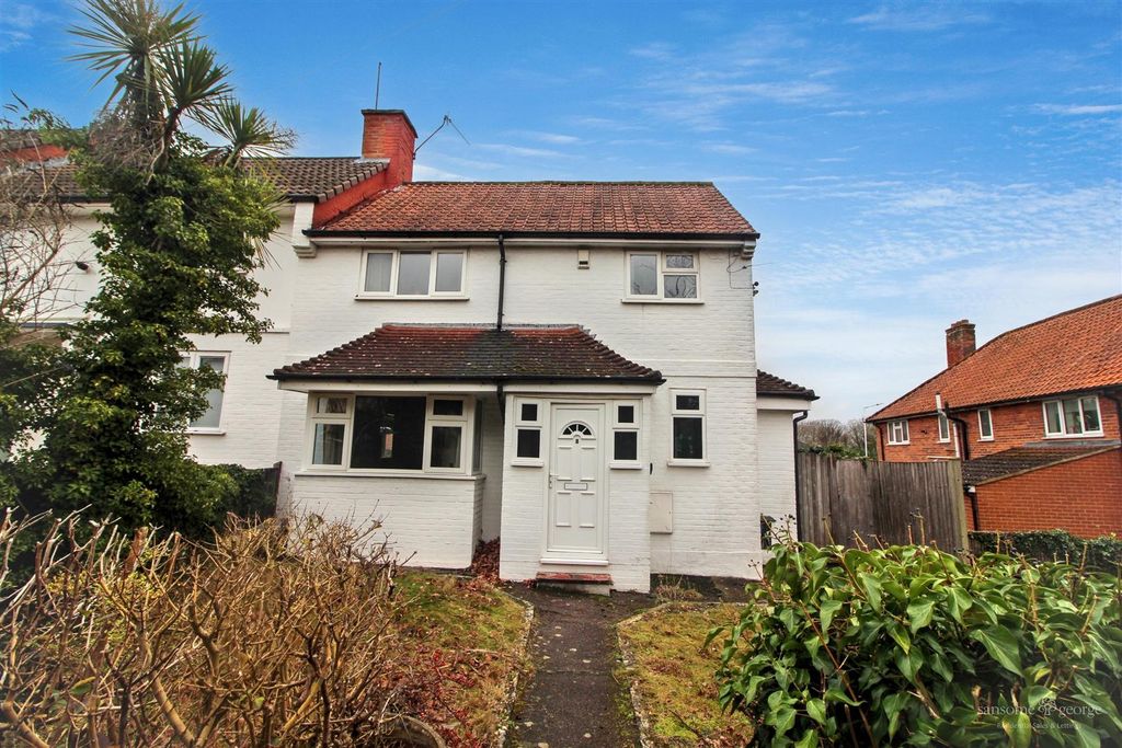 Property photo 1 of 15 Front