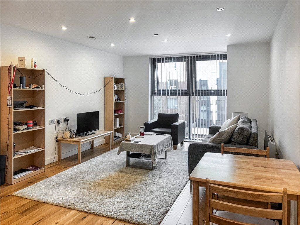 Property photo 2 of 17 Picture No. 22