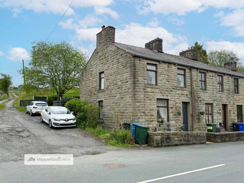 Property photo 1 of 35