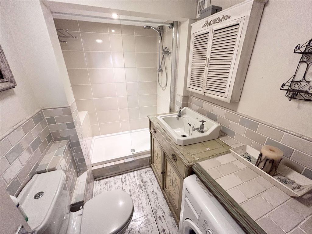 Additional image 7 of 2 bed flat to rent41 Melville Street, Ryde PO33