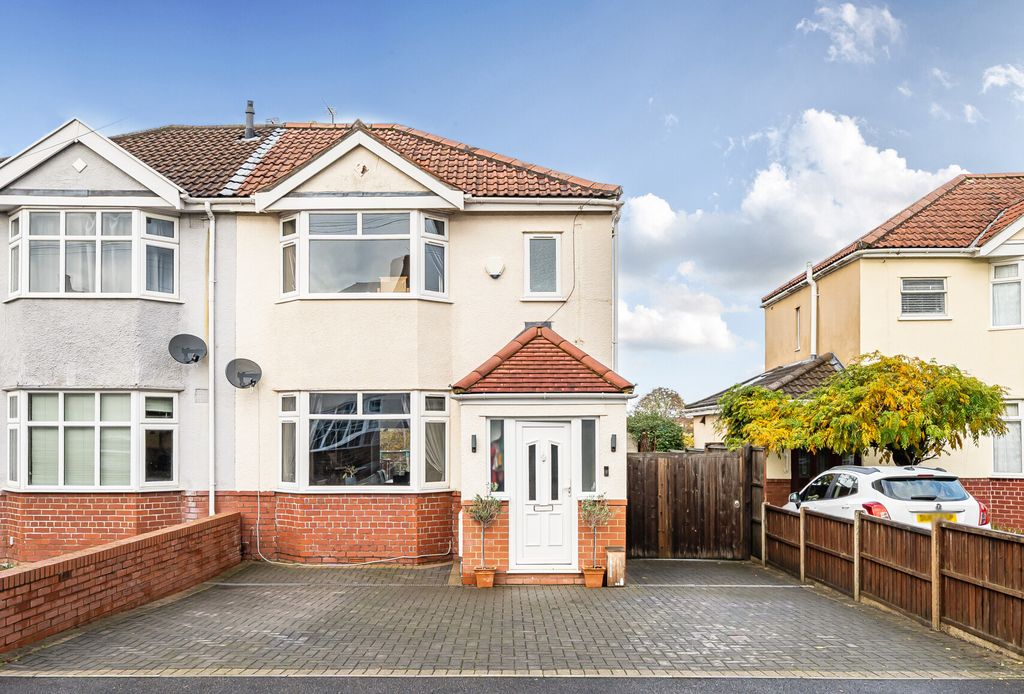 Property photo 1 of 17 1376873-23-6911F7...