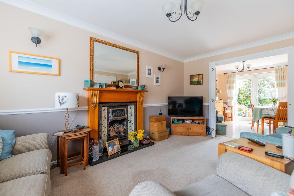 Property photo 2 of 20 3 (26 Of 27).Jpg