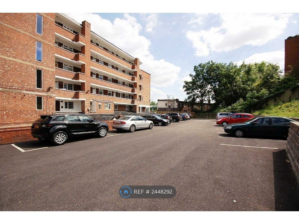 Property photo 3 of 12