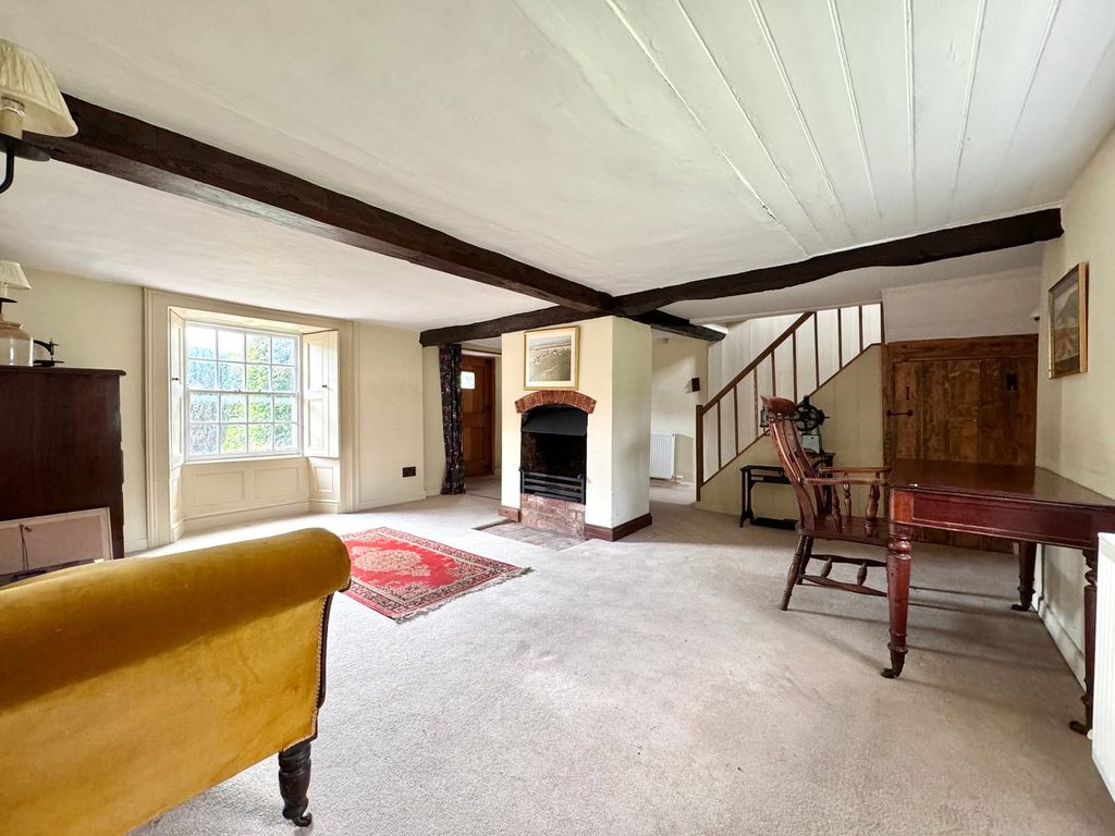 Property photo 3 of 22