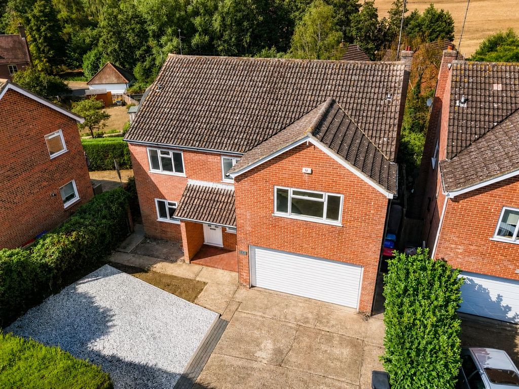 Property photo 1 of 32