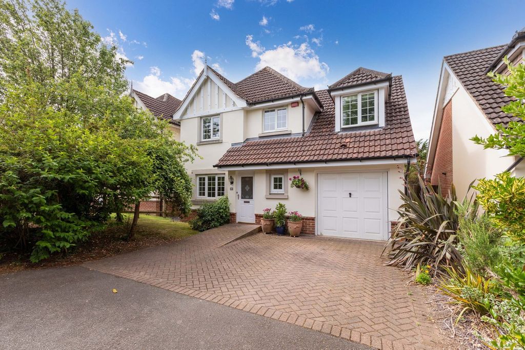 Property photo 1 of 18