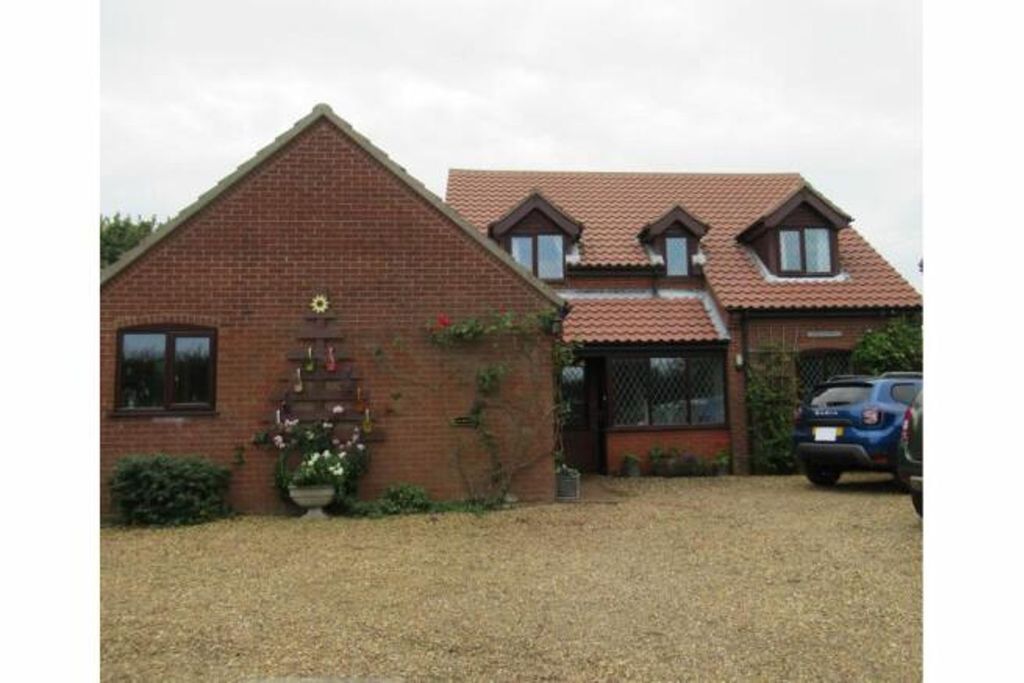 Property photo 3 of 37