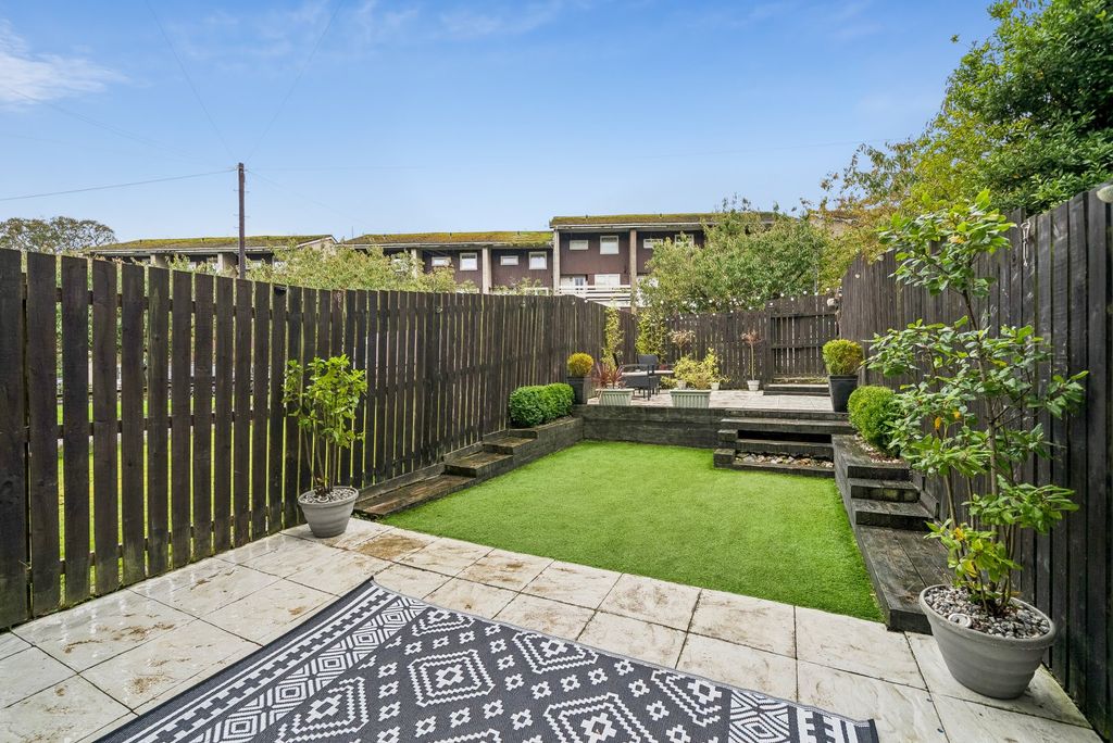Property photo 2 of 24 Picture No. 06