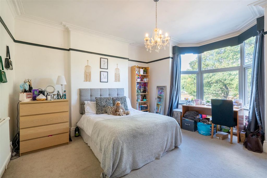 Property photo 2 of 13 _Ajh2307-Hdr.Jpg