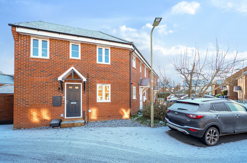 Property photo 2 of 16 1-695Bbb9478F70-1...