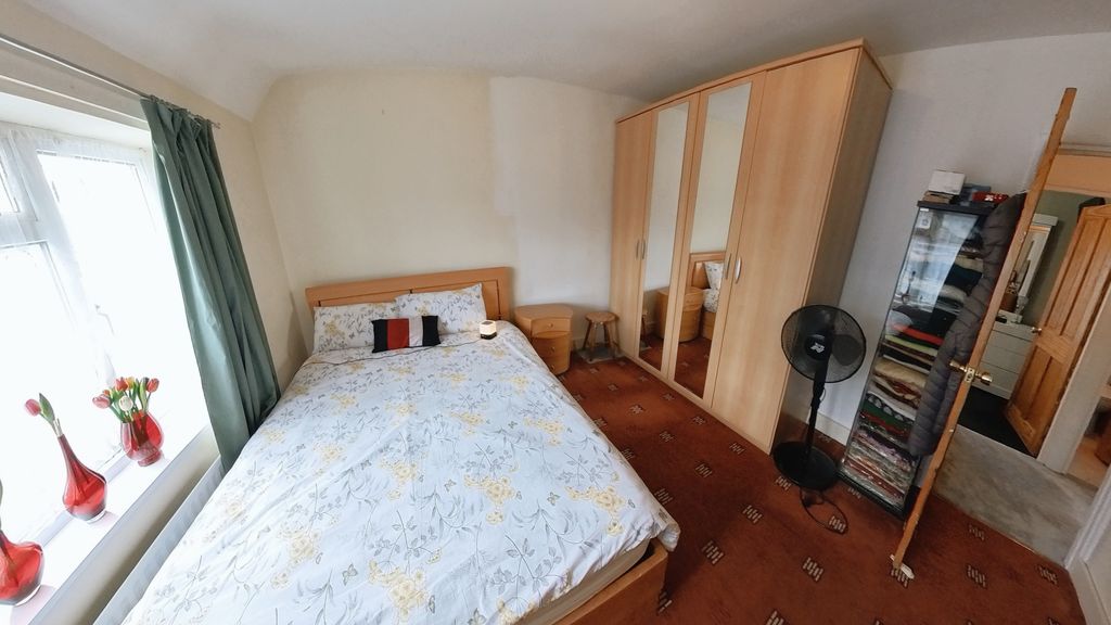Additional image 9 of 5 bed end terrace house for saleMarlborough Road, Dagenham RM8