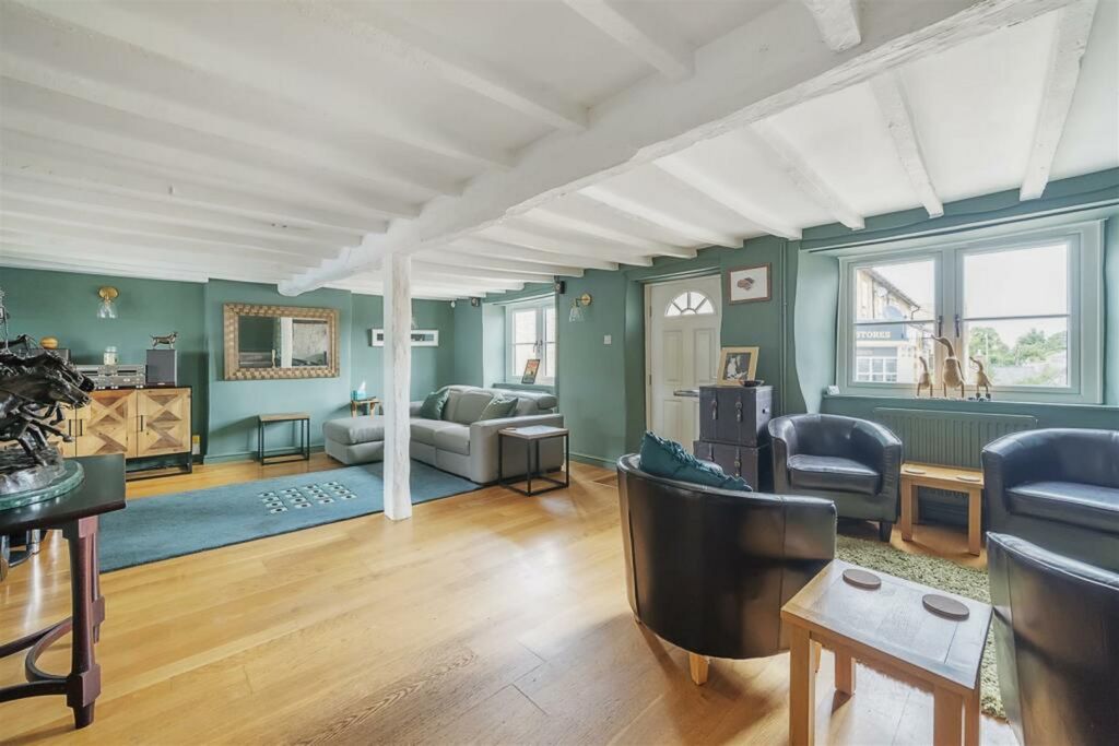 Property photo 3 of 40