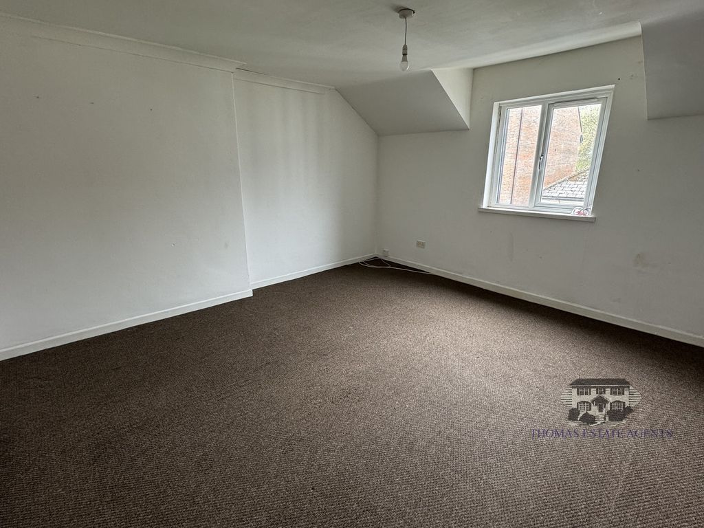 Property photo 2 of 5 Lounge