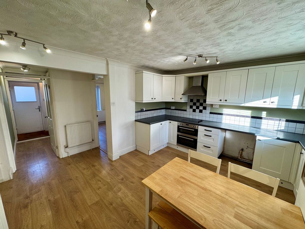 Property photo 3 of 15 Image