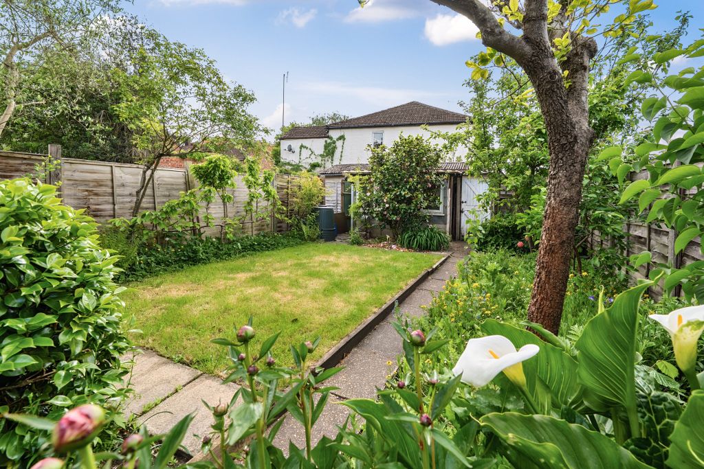 Property photo 2 of 13
