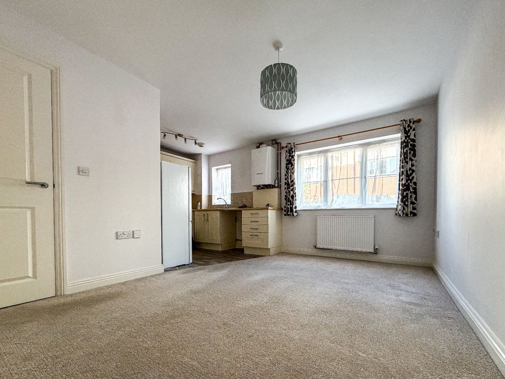 Property photo 2 of 10 5306984