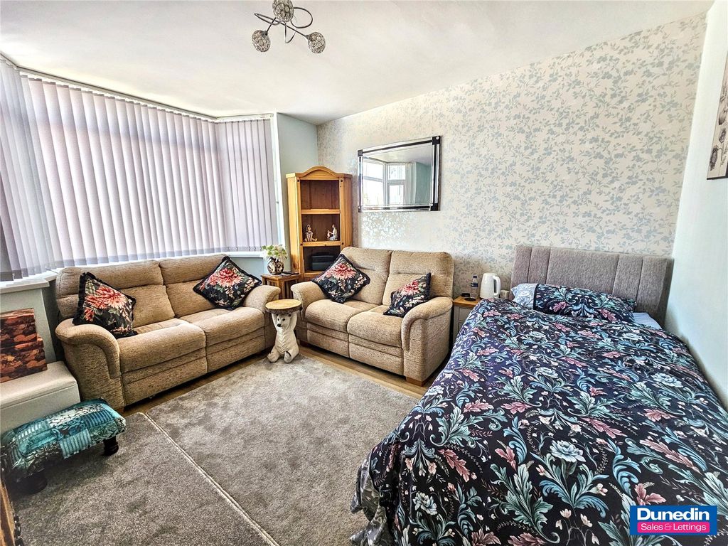 Property photo 2 of 20 Picture No. 41