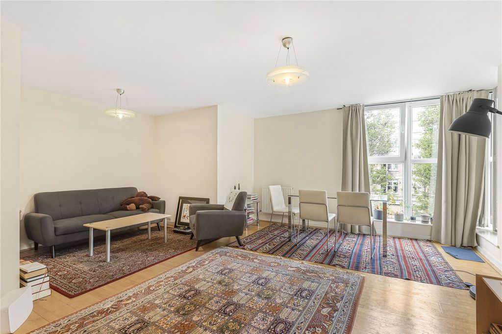 Property photo 1 of 18 Picture No. 24