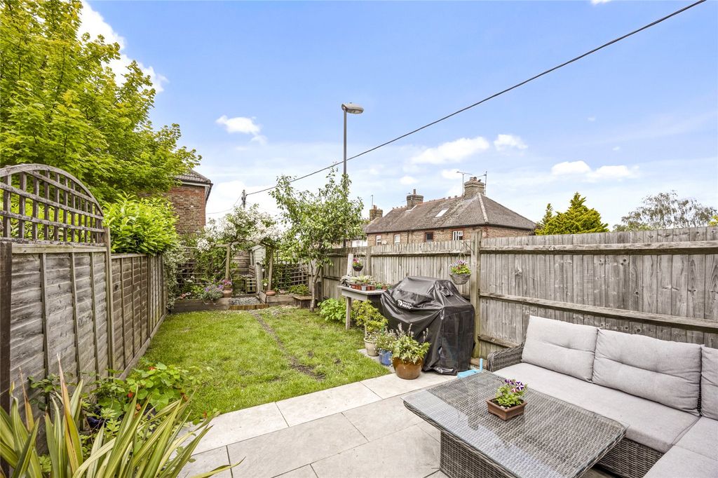 Property photo 2 of 16 Picture No. 04