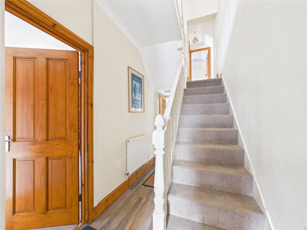 Property photo 2 of 24 Picture No. 30