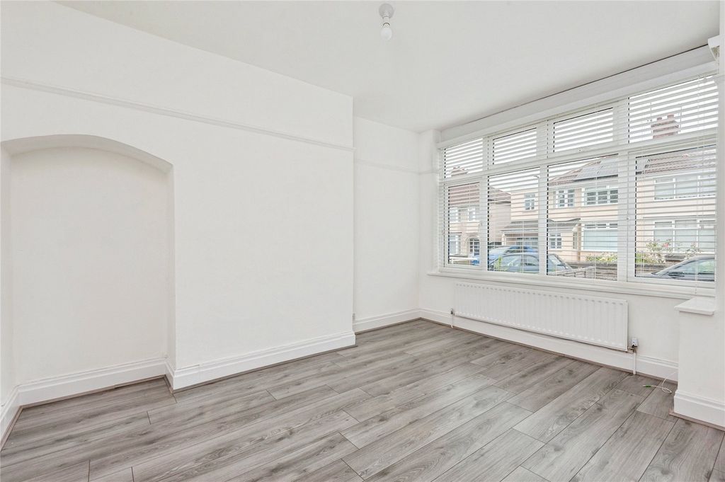 Property photo 2 of 19 Picture No. 02