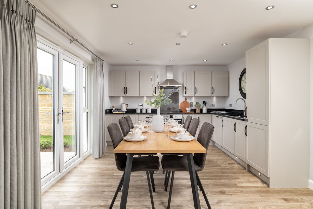 Property photo 2 of 10 Dean Show Home