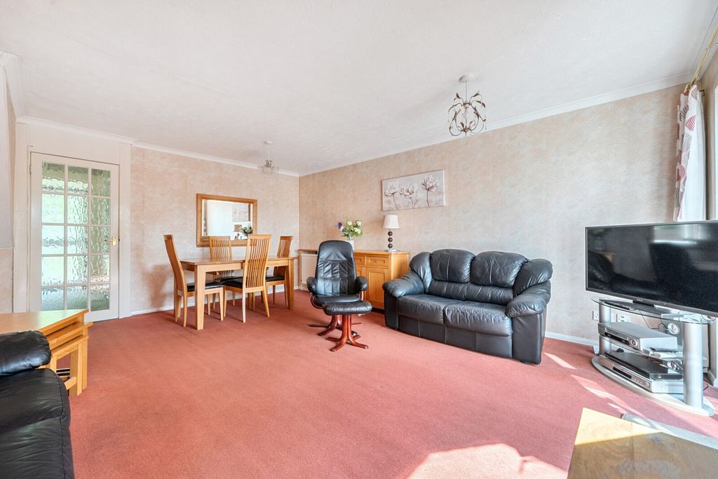 Property photo 3 of 12 Picture No. 29