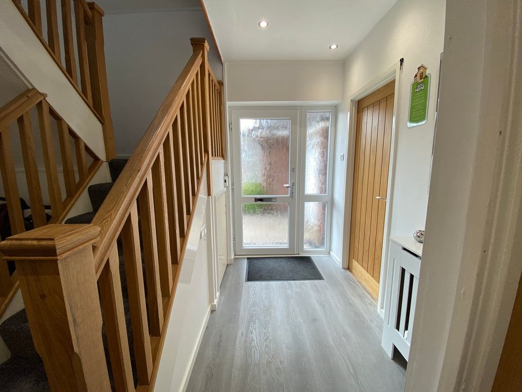 Property photo 2 of 49