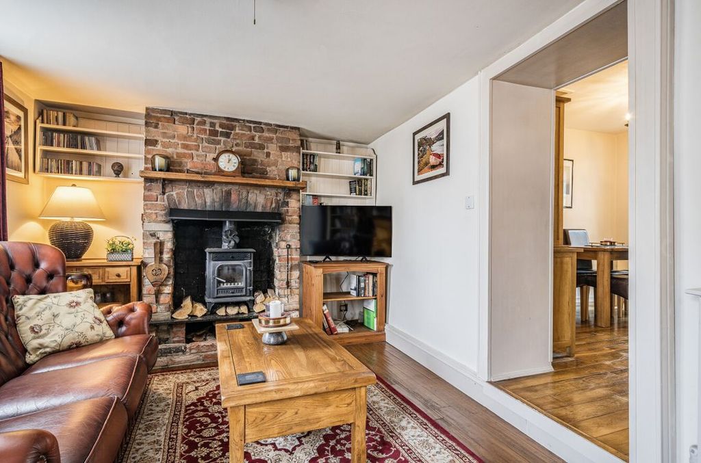 Property photo 2 of 22 132679136888Bf7A6F724