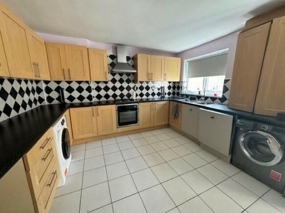 Property photo 3 of 13