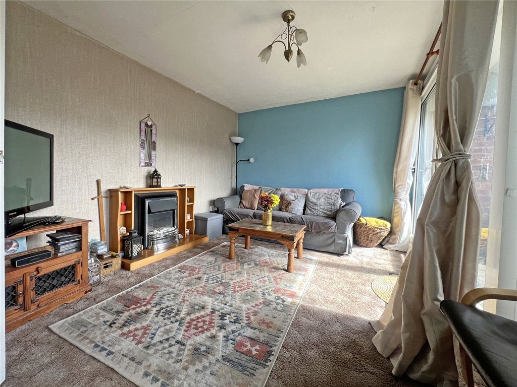 Property photo 2 of 12 Picture No. 05