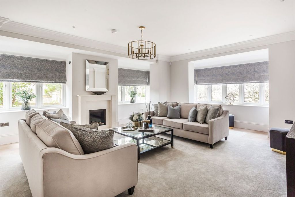 Additional image 5 of 4 bed property for saleMatham Road, East Molesey KT8