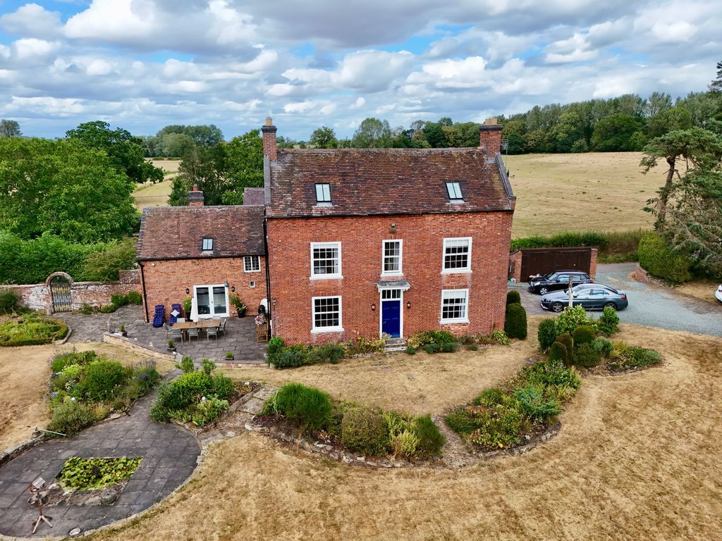 Property photo 1 of 36