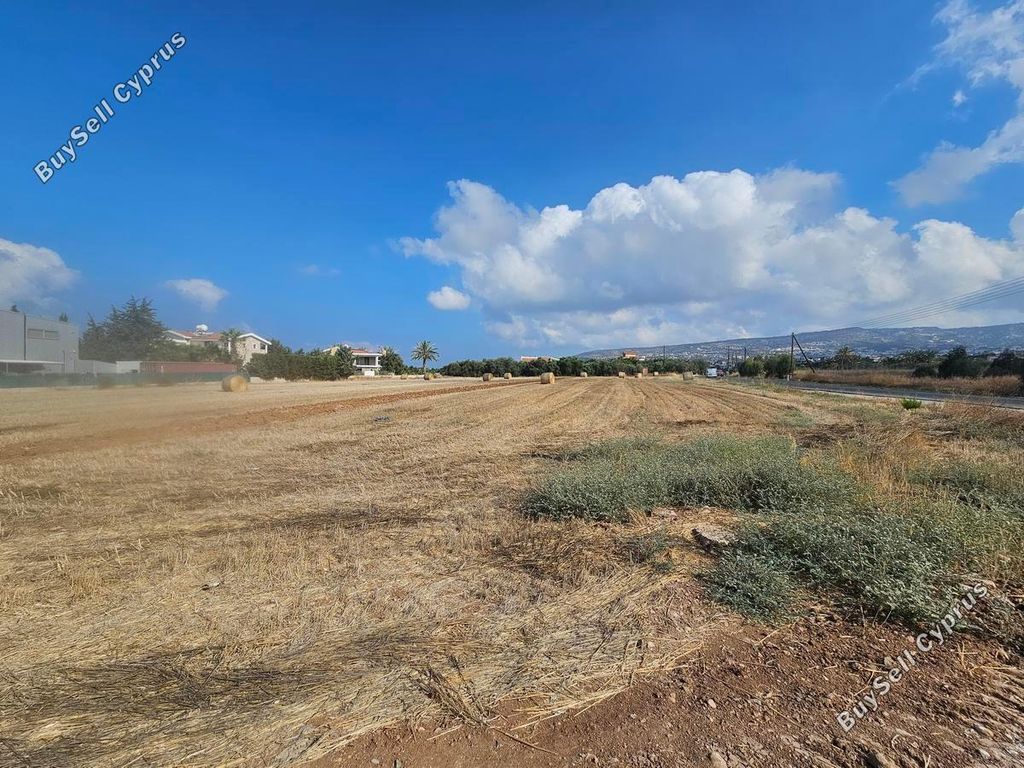 Property photo 3 of 5