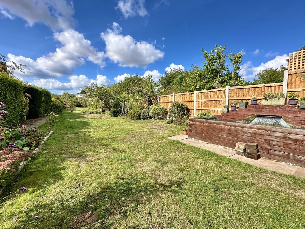 Property photo 2 of 36 Rear Garden