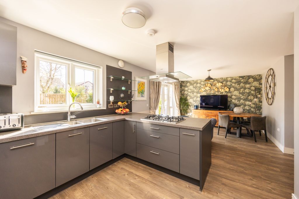 Property photo 2 of 23 Property Image 2