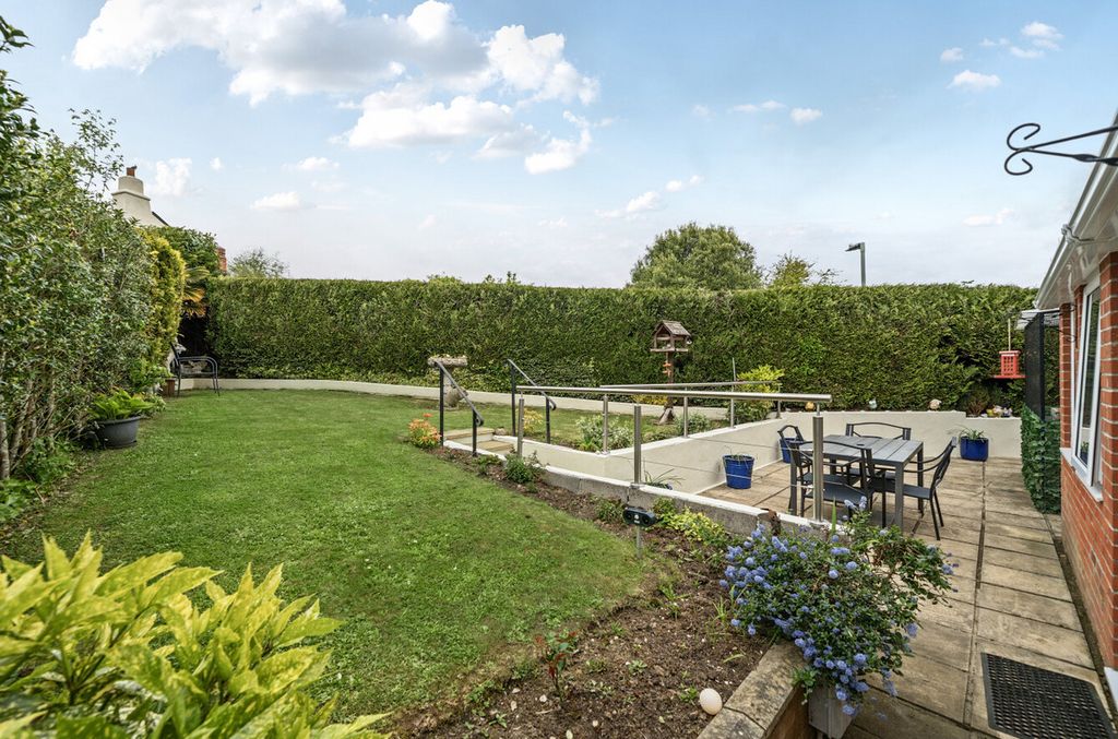 Property photo 3 of 24